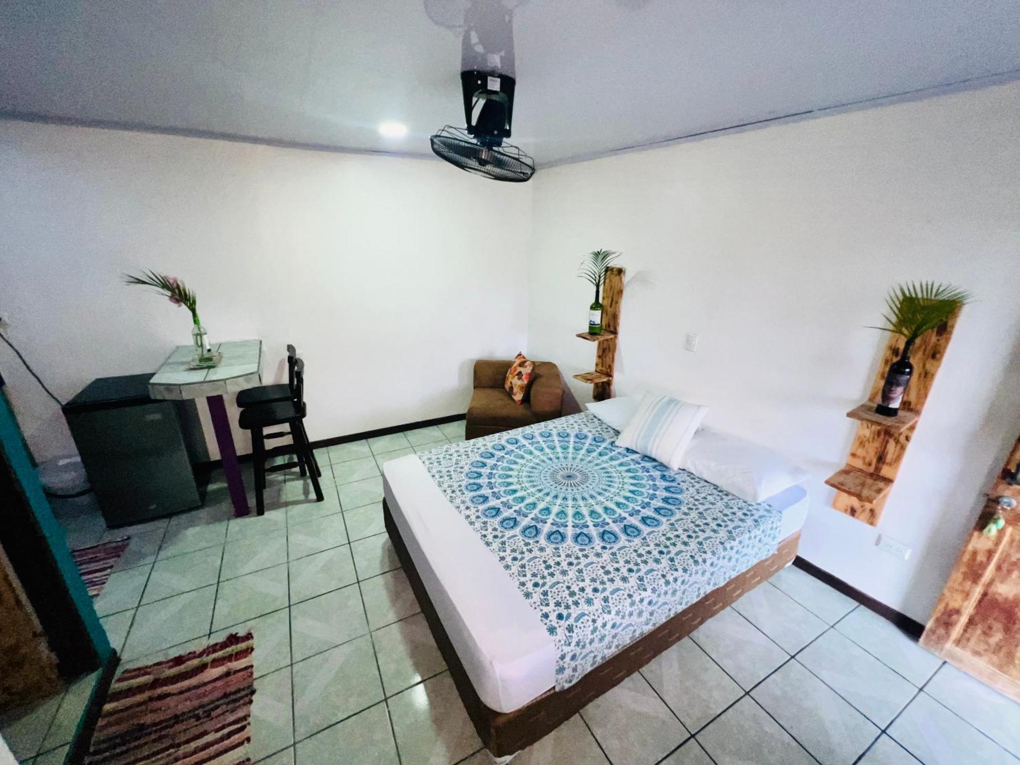 Albergue Nomada'S Digital Manuel Antonio Exterior foto